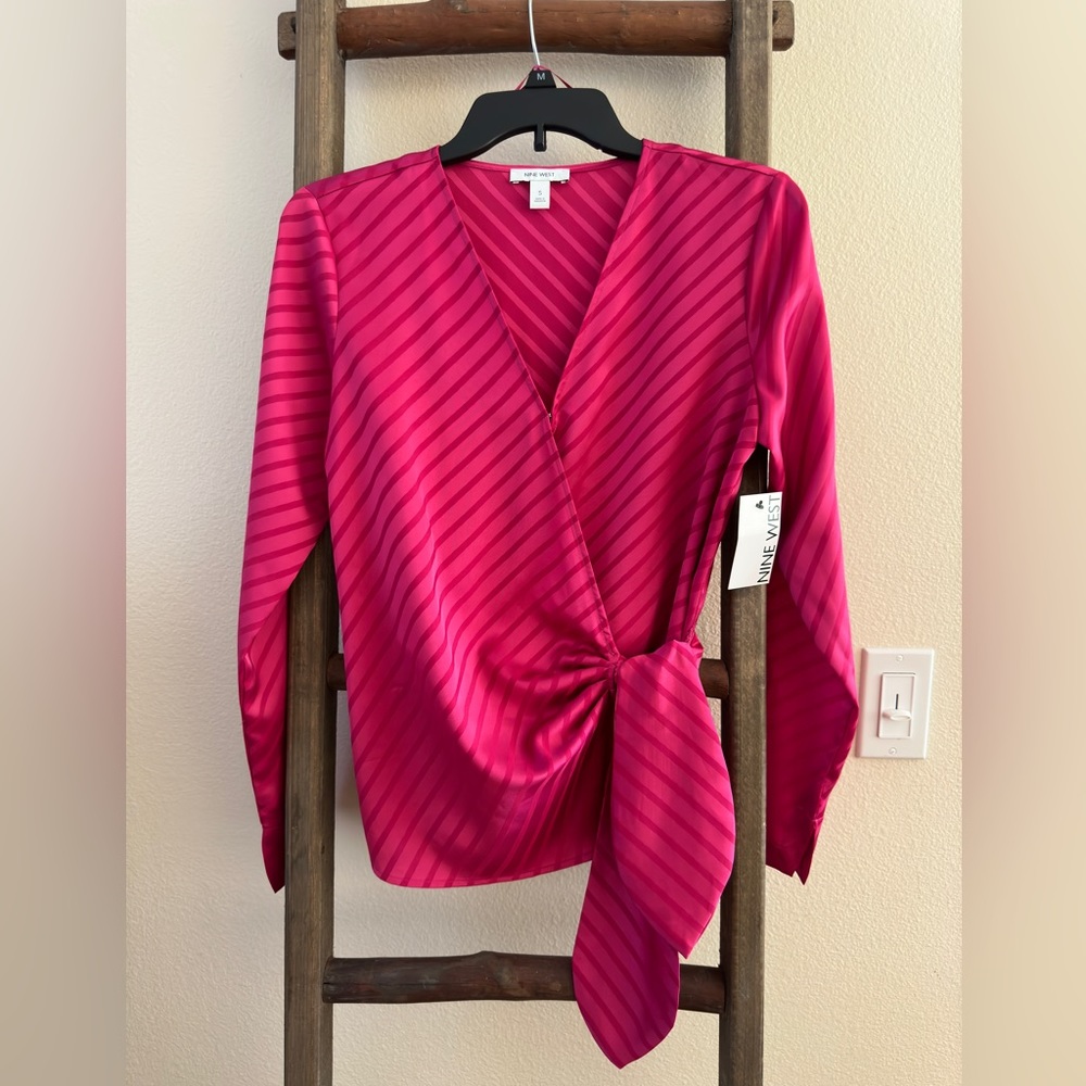 Nine West Brand pink women wrap blouse size Small New with Tag